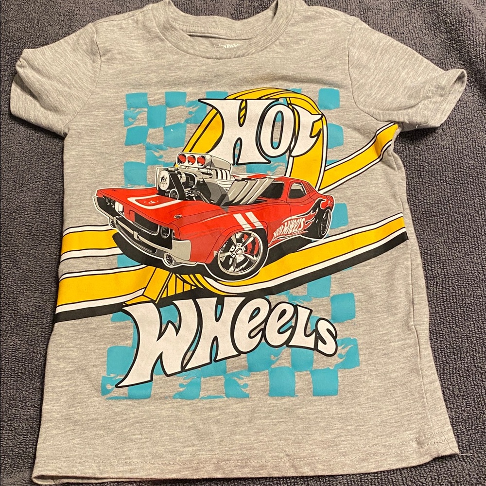 Mattel Hot Wheels Gray T-Shirt with Yellow and Blue Design